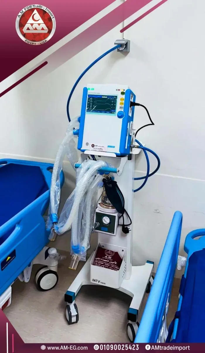 Real image of MEK MTV1000 ventilator, Korean-made, 7-inch touch screen, white-blue body with 4 wheels